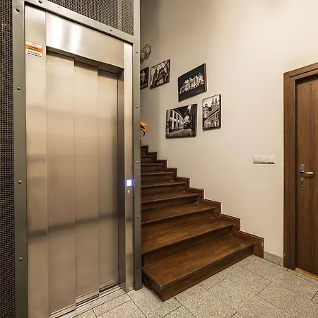 Vivia - Modern Mezzanine Loft - Old Town Apartman *